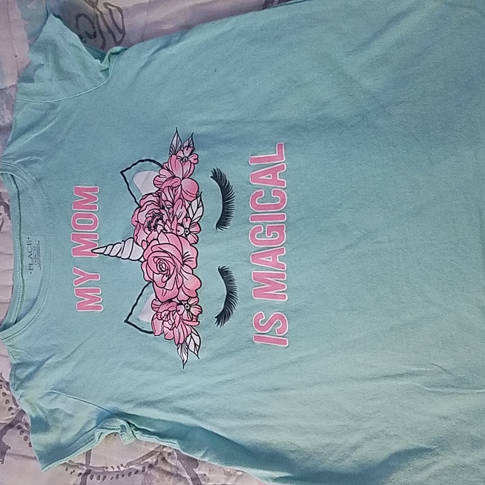 Cute glittery pink and blue unicorn tee💗💙